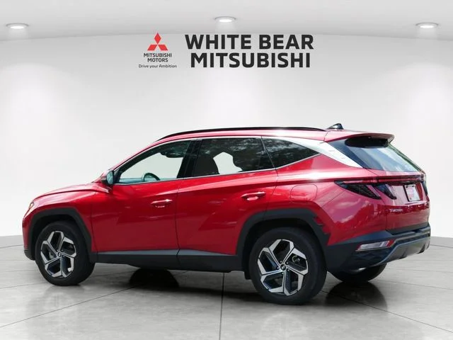 Used 2023 Red Hyundai Limited image 4