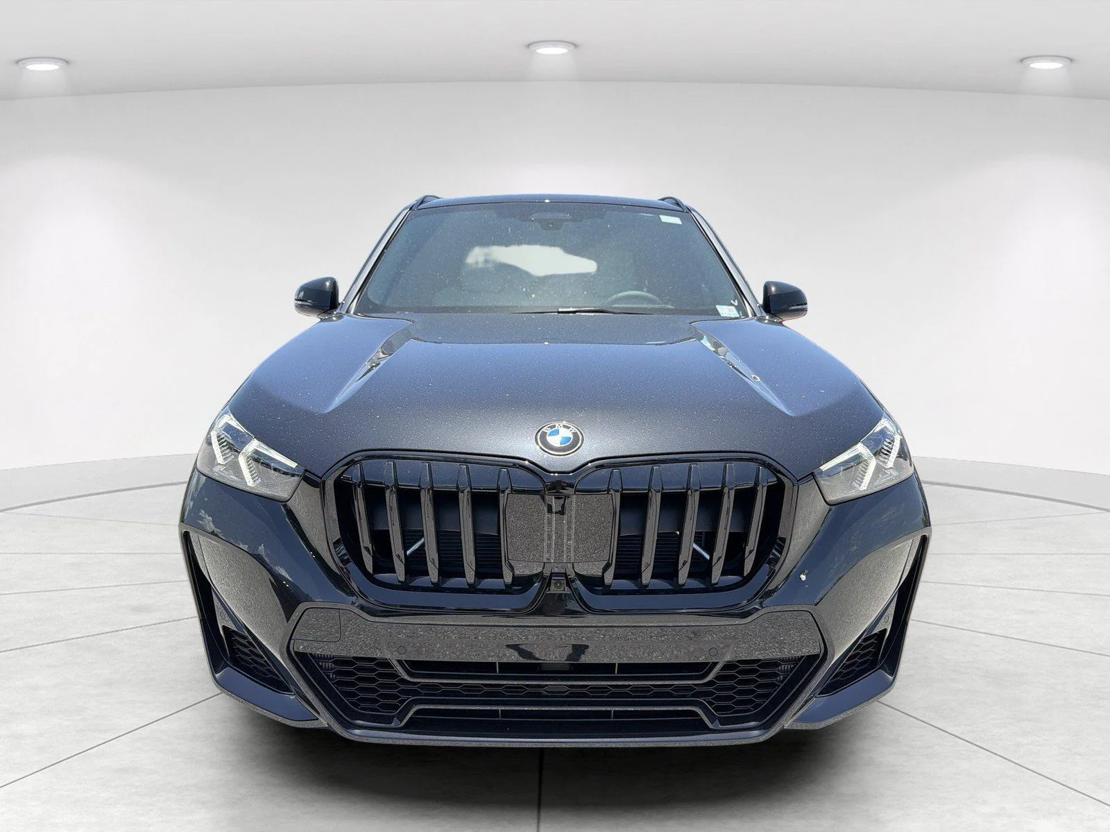 New 2026 Black Sapphire Metallic BMW xDrive28i image 2