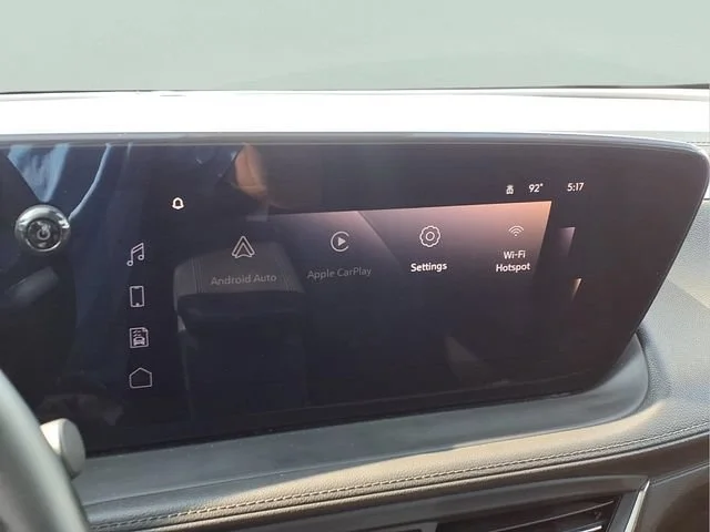 Used 2025 Summit White Buick Preferred image 9