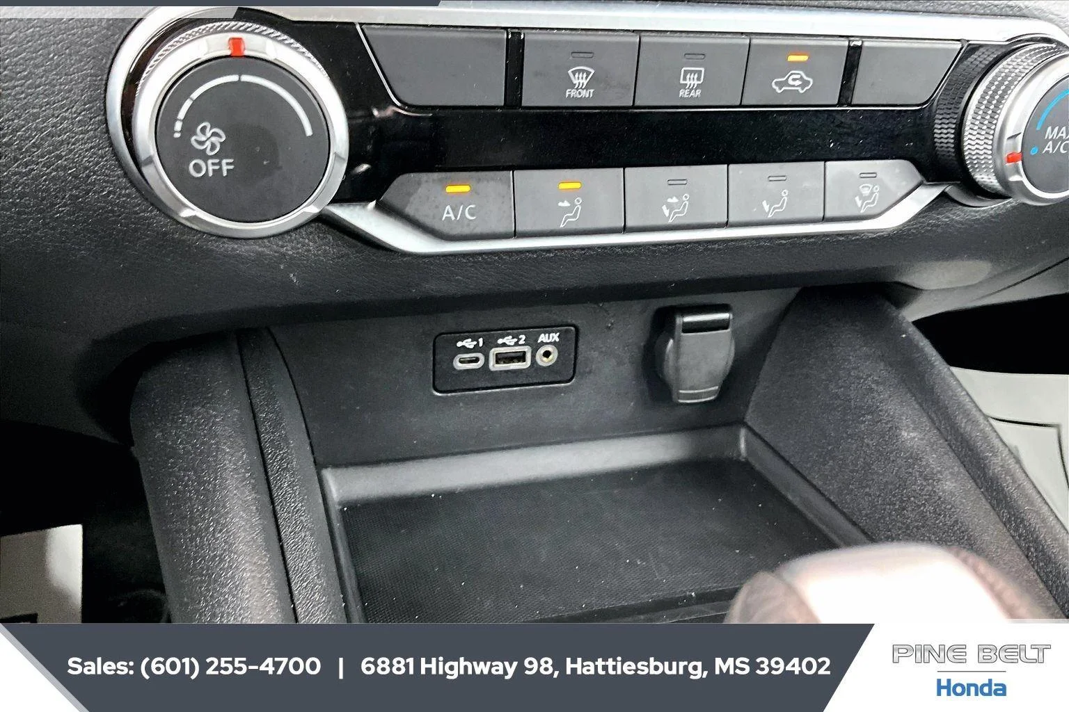 Used 2025 Glacier White Nissan SV image 23