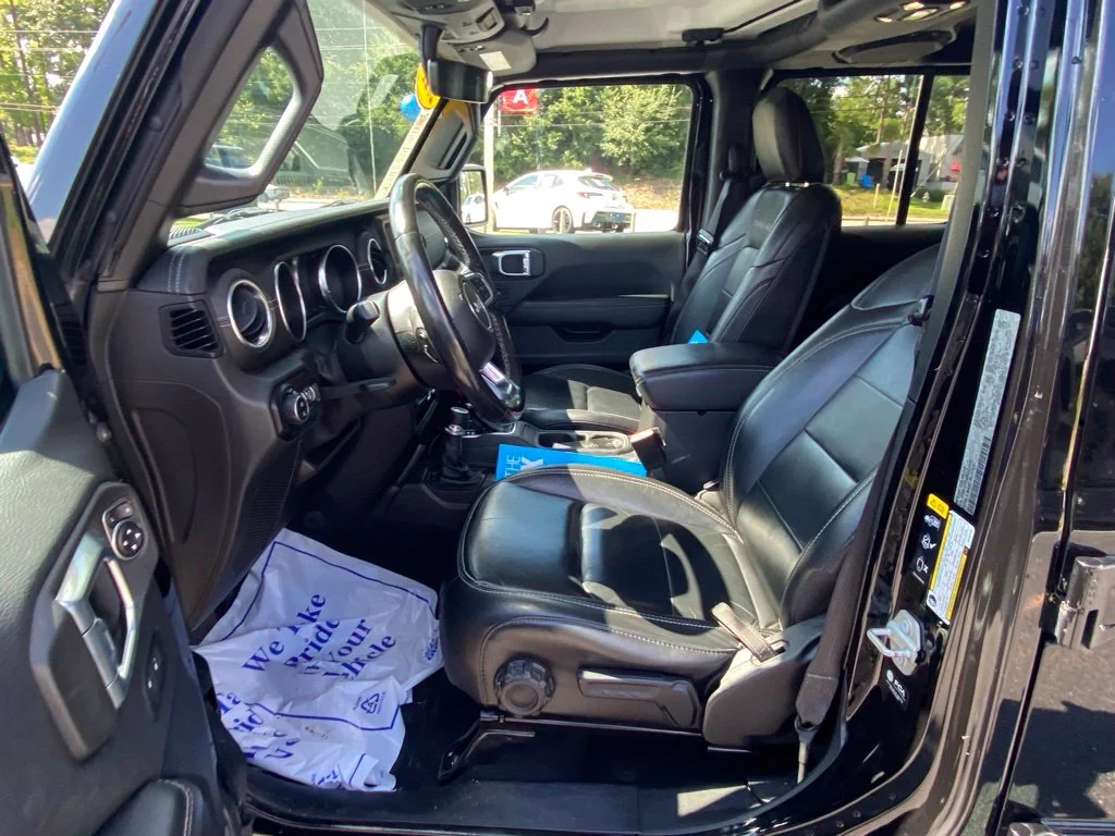 Used 2021 Black Jeep Overland image 6