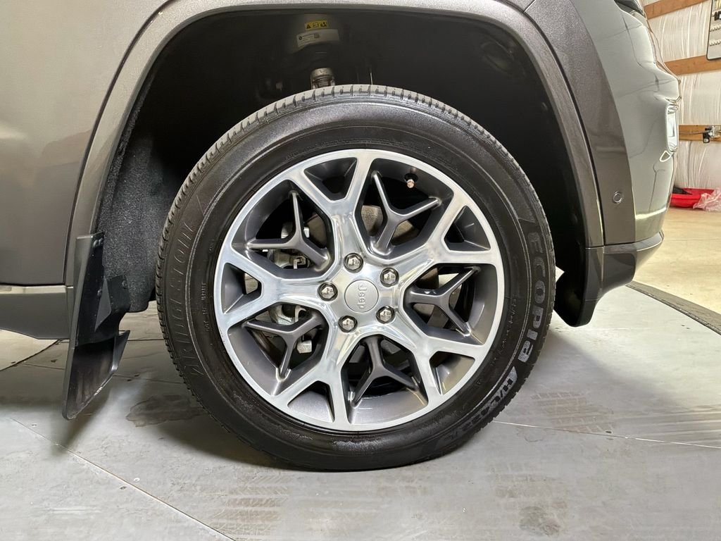 2020 Jeep Grand Cherokee Overland - Photo 10