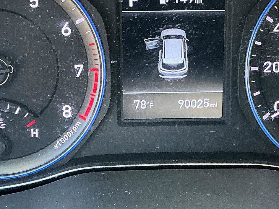 Used 2019 Ultra Black Pearl Hyundai SEL image 16