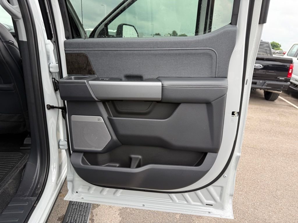 New 2026 Avalanche Ford F-250® Lariat® image 21