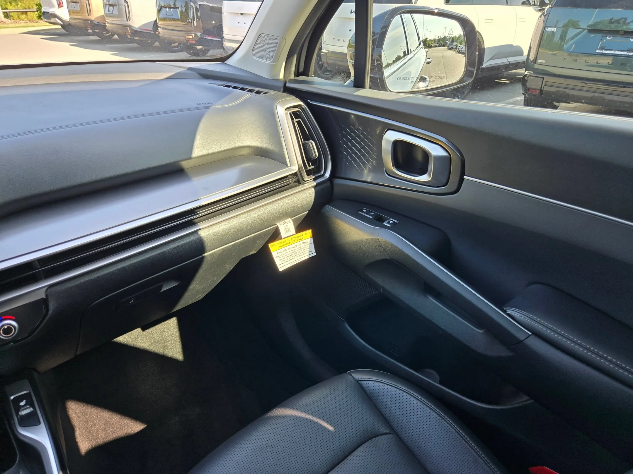 Used 2025 Panthera Metal Kia EX image 11