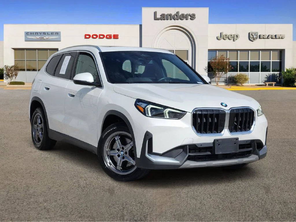 2023 BMW X1 28i