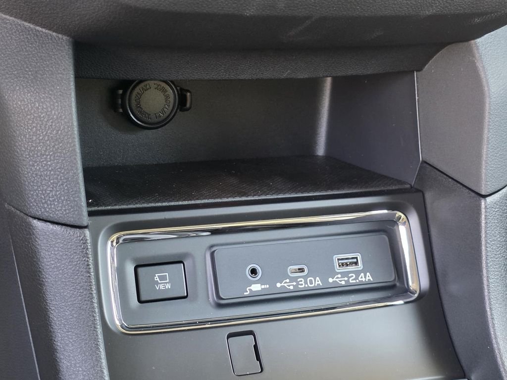 New 2026 CRYSTAL BLACK SILICA Subaru Limited 7-Passenger image 29