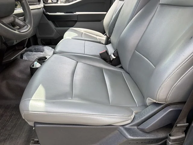Used 2021 White Ford XL image 10