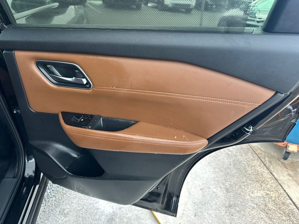 Used 2026 Black Nissan Platinum image 16
