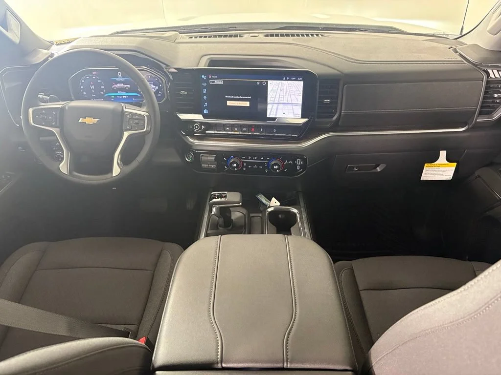 New 2026 Summit White Chevrolet LT image 42