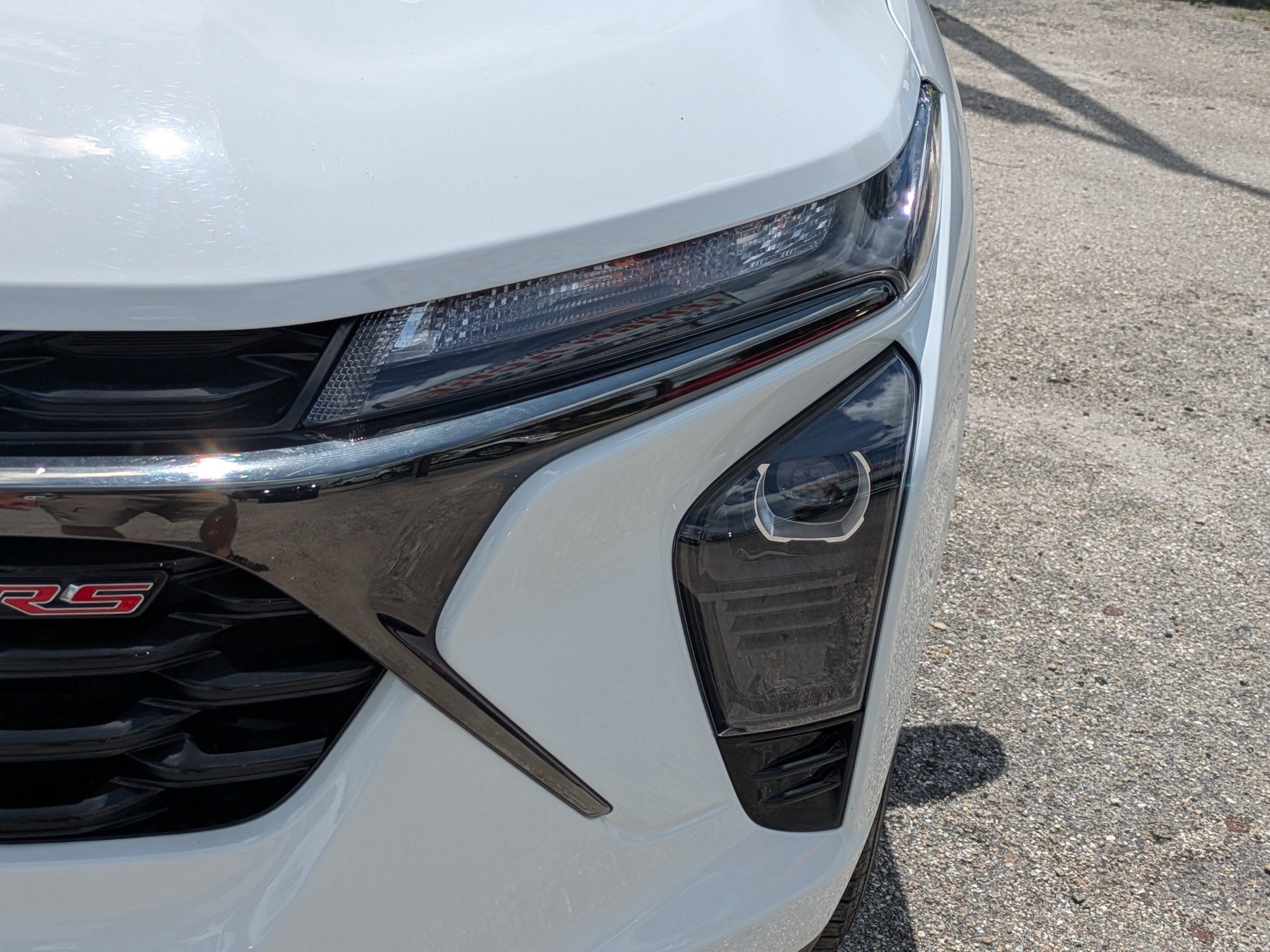 Used 2024 Summit White Chevrolet 1RS image 10