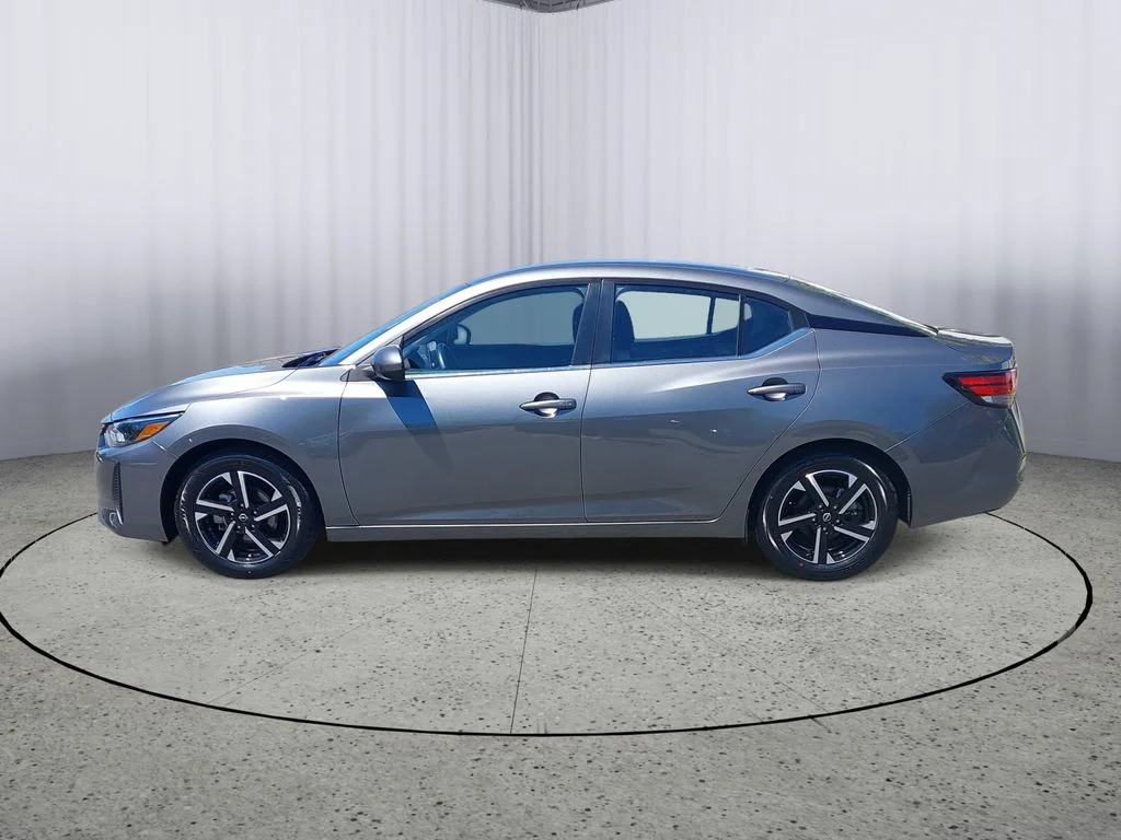 Used 2024 Gray Nissan SV image 6