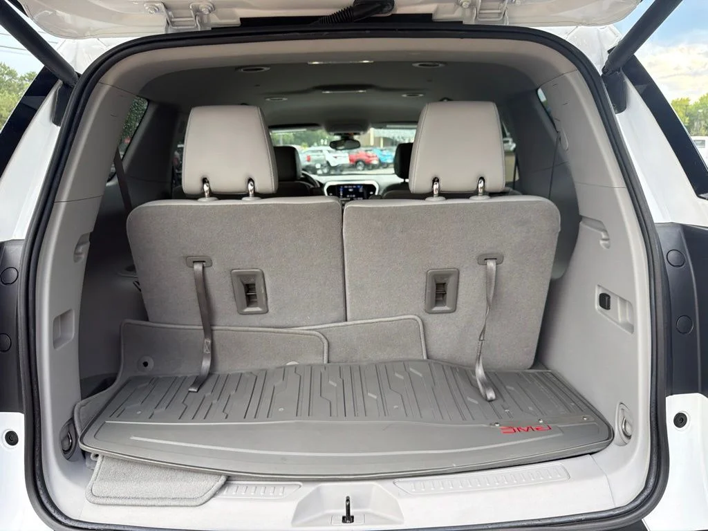 Used 2023 Summit White GMC SLT image 19