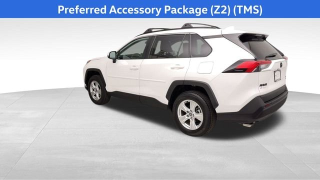 Used 2021 White Toyota XLE image 4