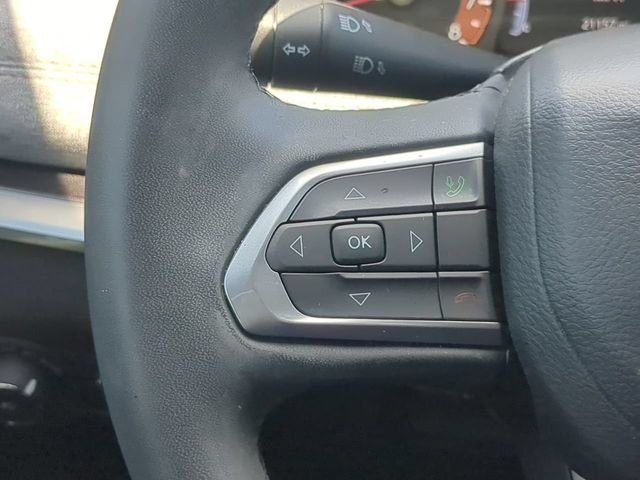 Certified Used 2023 White Jeep Latitude Lux image 28