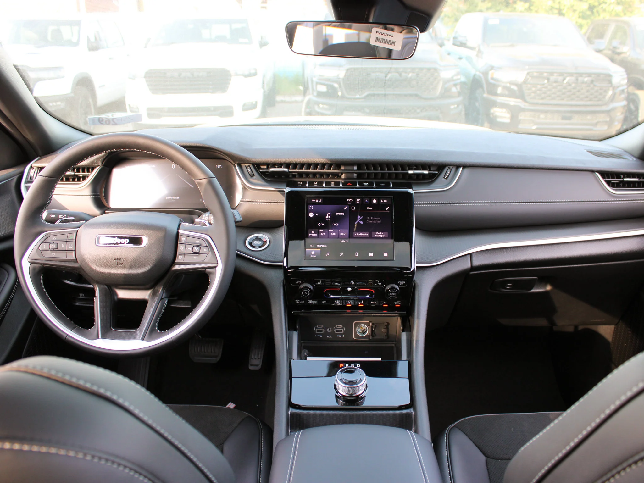 New 2025 White Jeep Altitude* 4x4, Sunroof, Heated Leather, Blind-Spot Monitoring image 14