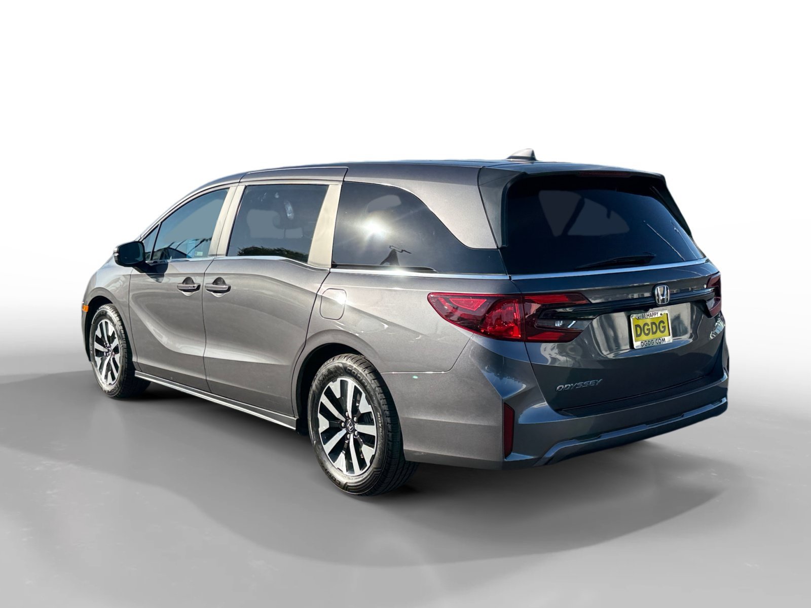 Used 2025 Modern Steel Metallic Honda EX-L image 3