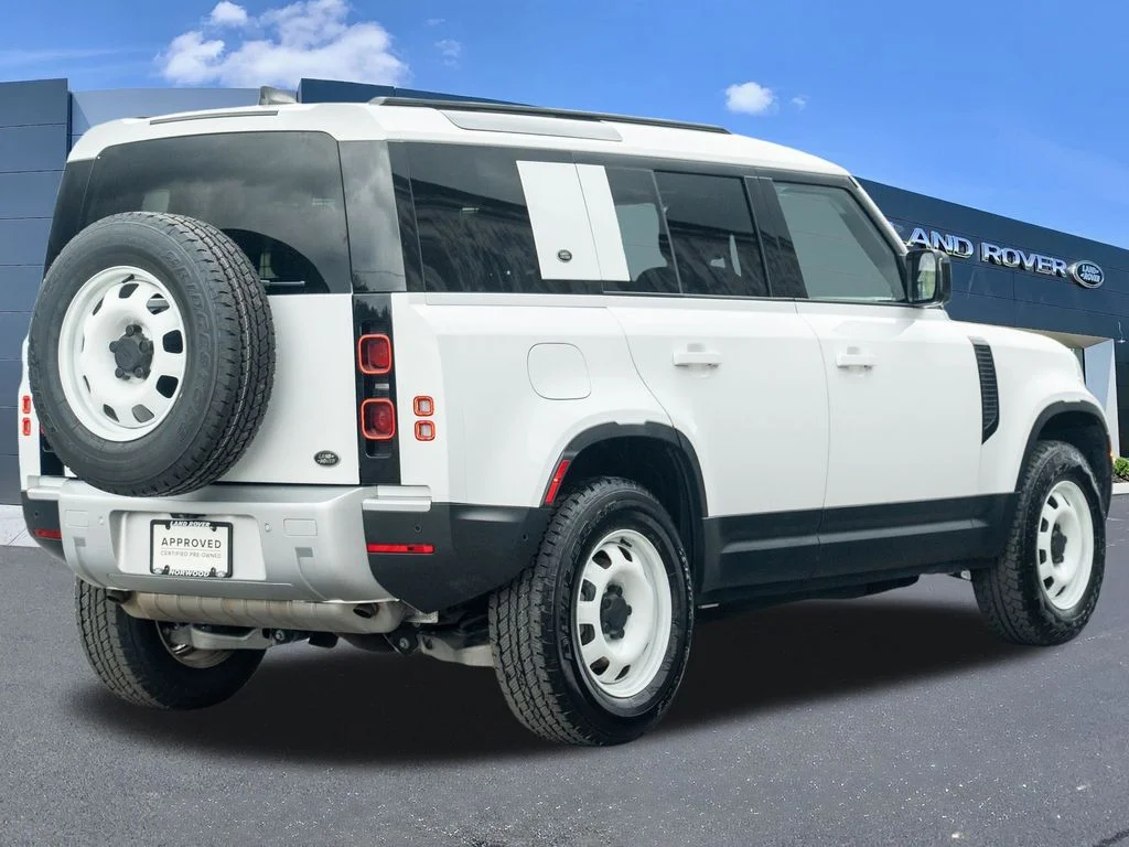 Used 2023 White Land Rover Standard image 4