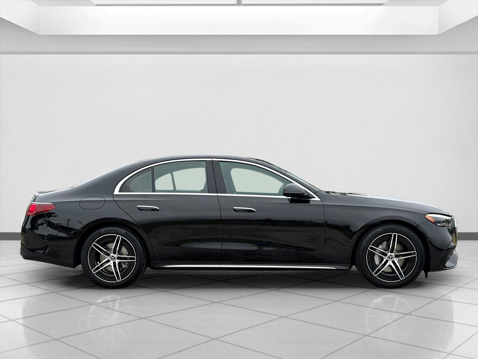 New 2026 Black Mercedes-Benz E 350 image 23