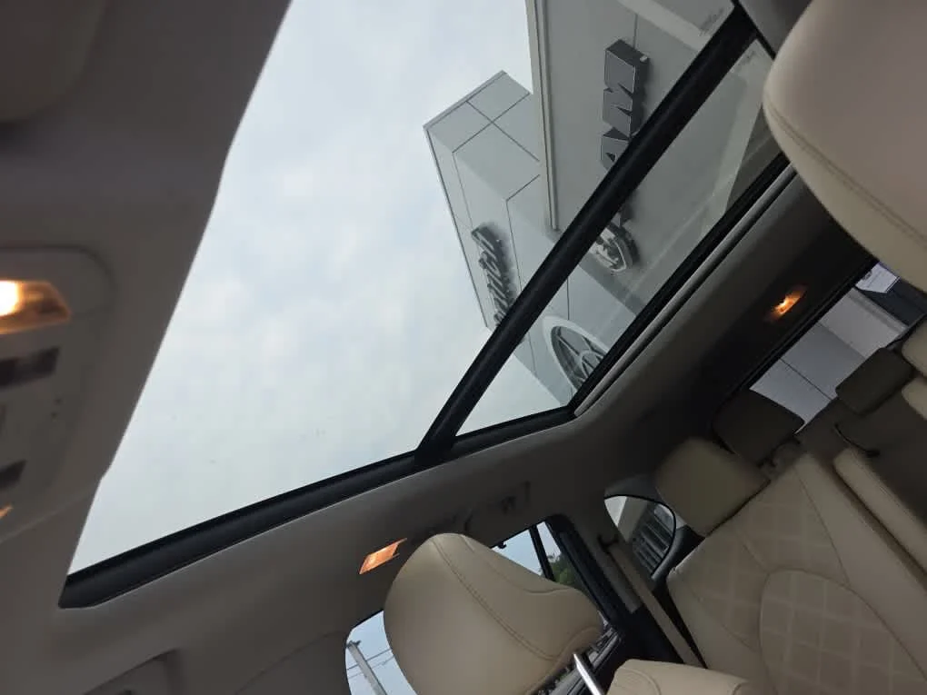 Used 2021 Moon Dust Toyota Platinum image 30