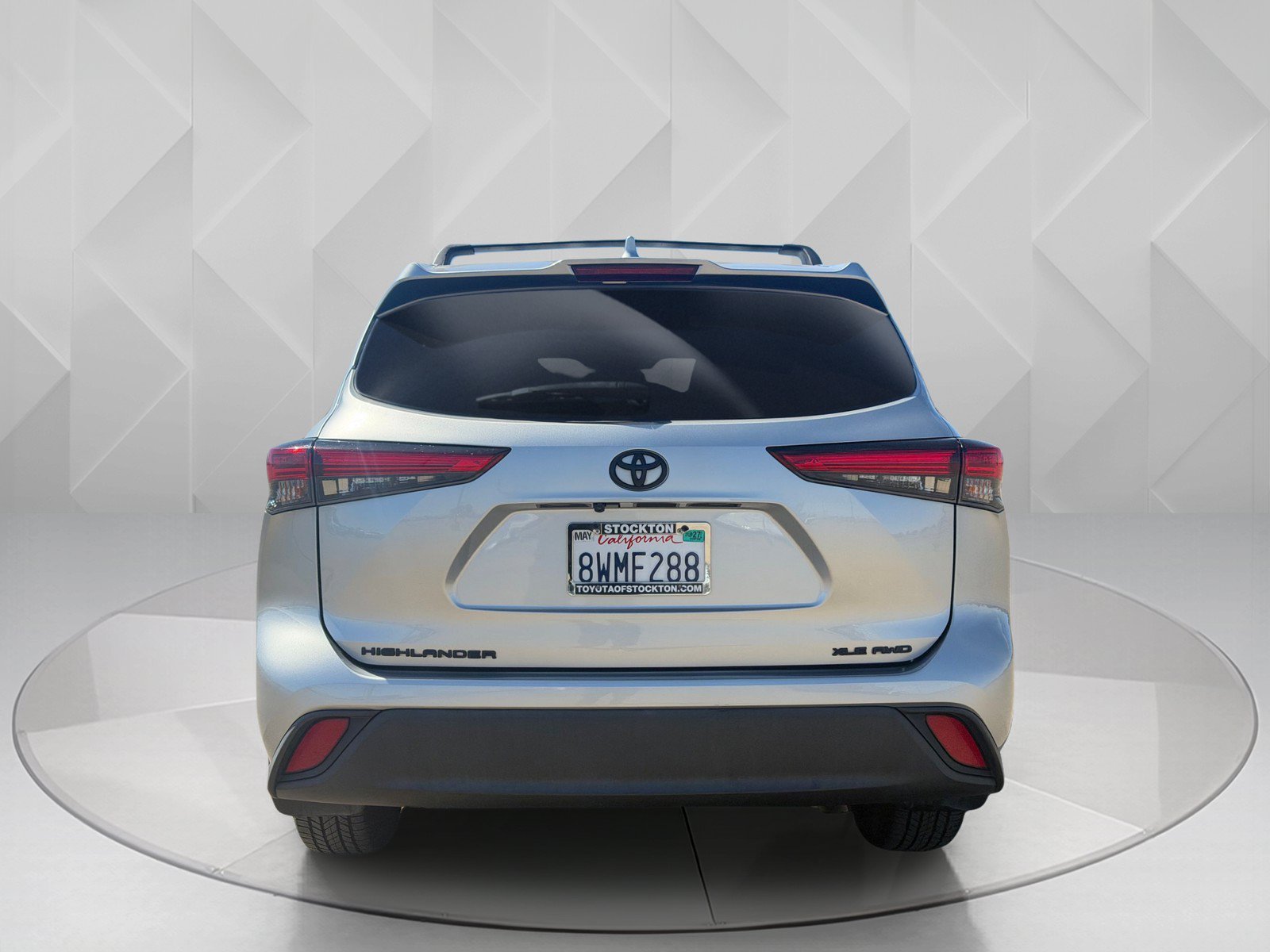 Certified Used 2021 Celestial Silver Metallic Toyota XLE image 4