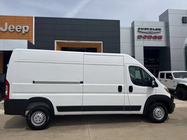 Used 2025 White Ram High Roof image 5