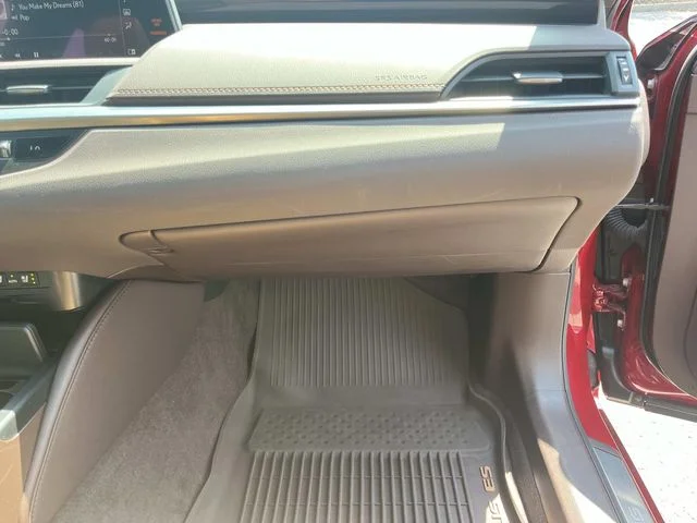 Certified Used 2020 MATADOR RED MICA Lexus 300h image 26