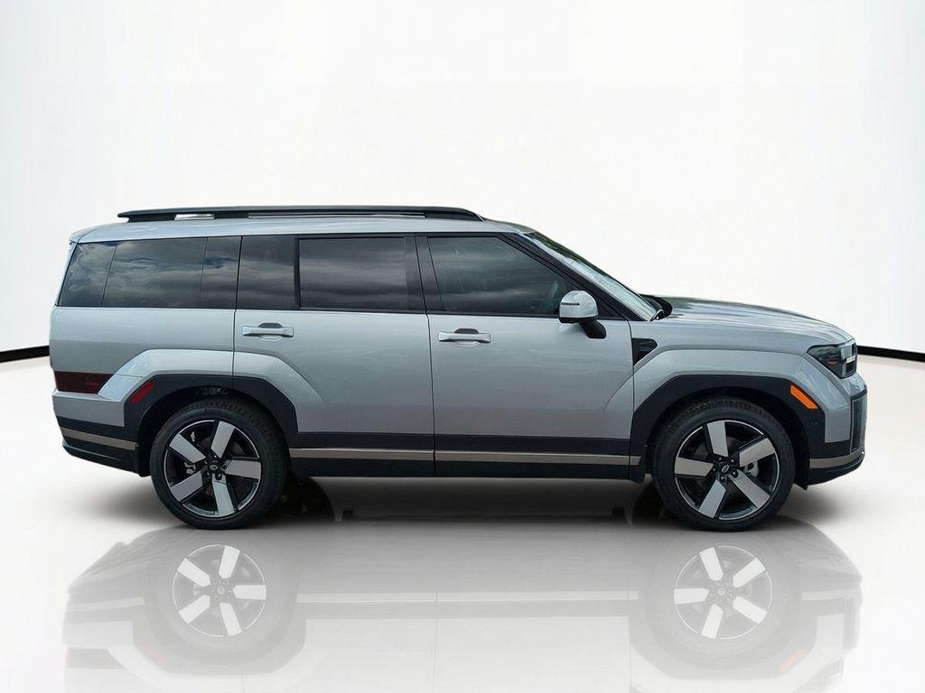 New 2027 Silver Hyundai Limited image 4