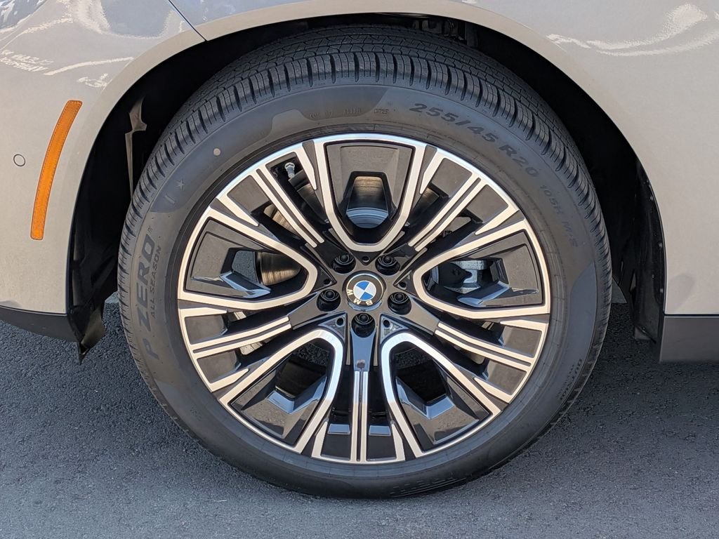 New 2026 Skyscraper Grey Metallic BMW 30 xDrive image 30