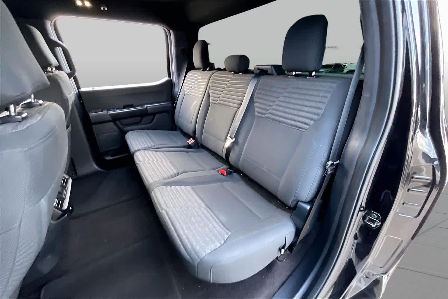 Used 2021 Agate Black Ford XL image 20