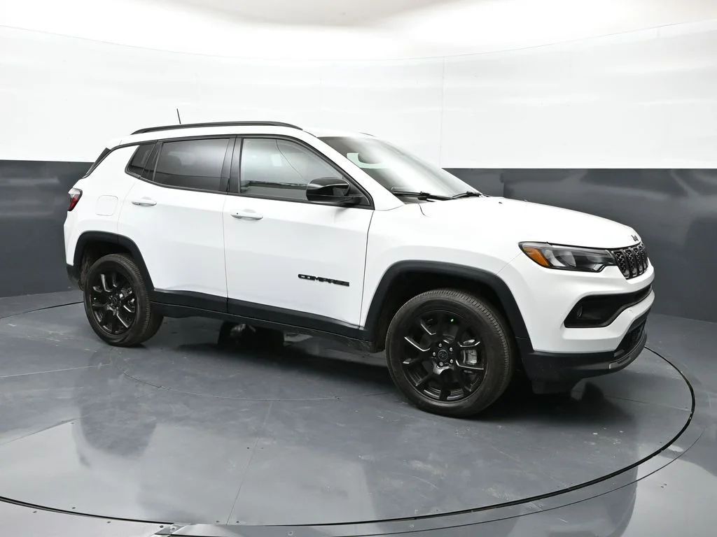 2026 Jeep Compass Altitude 4X4's photo