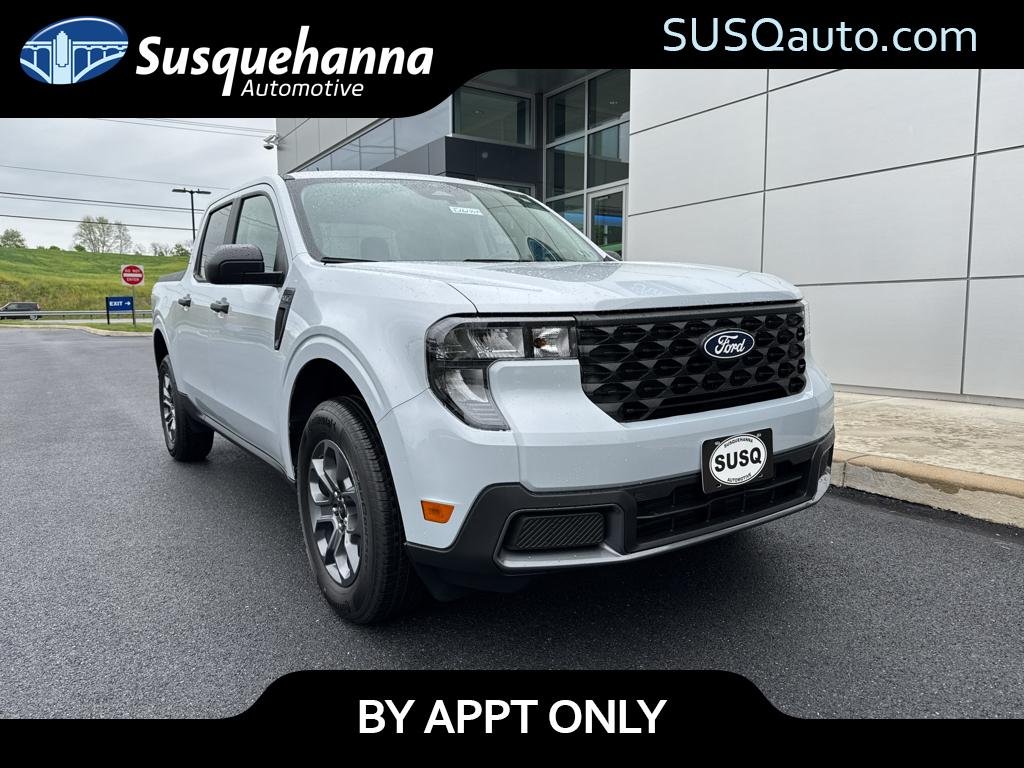 New 2026 Space White Metallic Ford XLT image 1