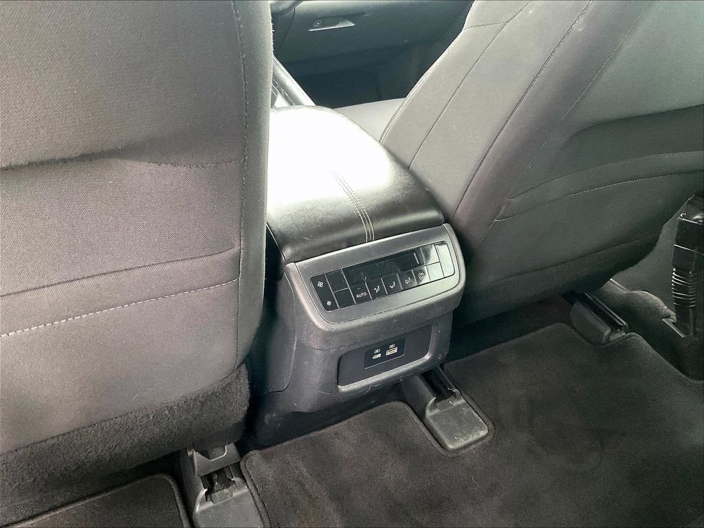 Used 2022 Red Nissan SV image 29