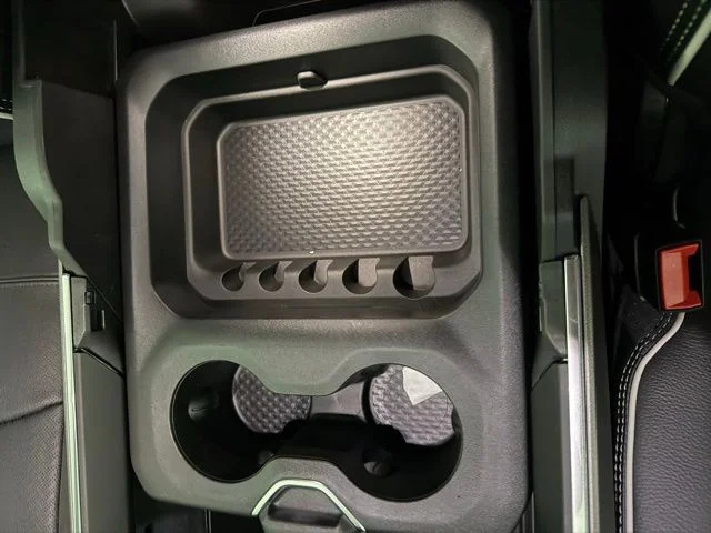 New 2026 Bright White Clear-Coat Exterior Paint RAM LARAMIE image 28