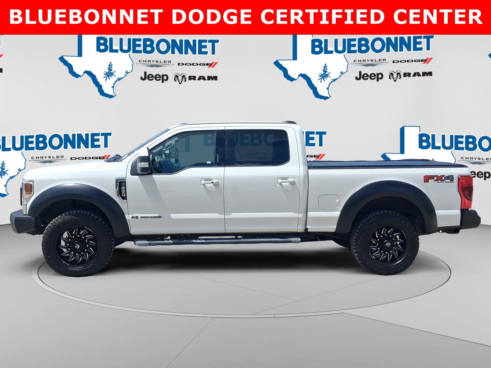 Used 2021 Star White Metallic Tri-Coat Ford LARIAT image 8