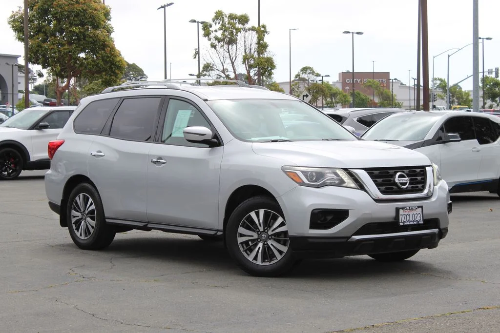 2017 Nissan Pathfinder