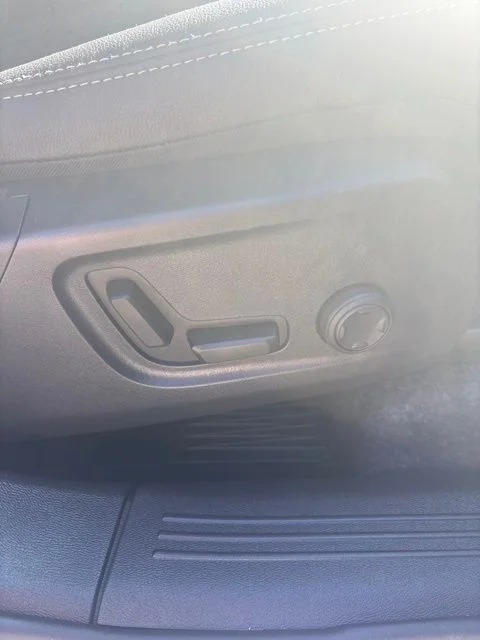 2026 Volvo XC40 Plus - Photo 29