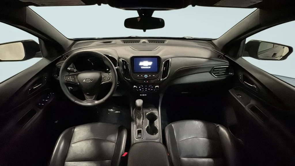 Used 2023 Gray Chevrolet RS image 7