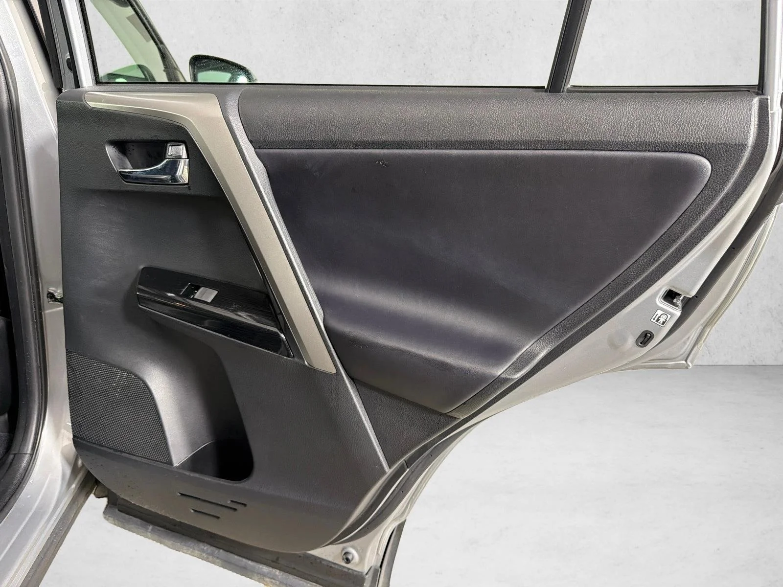 Used 2018 White Toyota Limited image 17