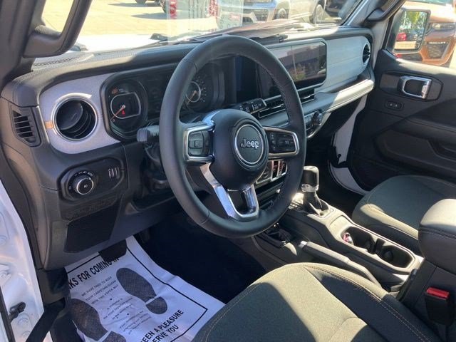 Certified Used 2025 Bright White Clearcoat Jeep Sahara image 14