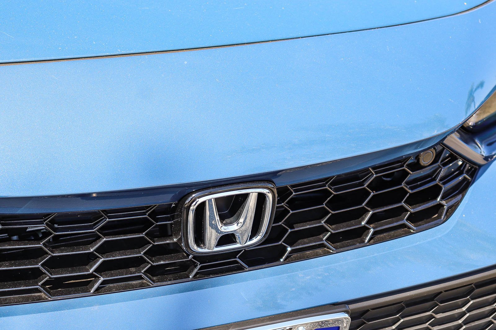 New 2026 Blue Lagoon Pearl Honda Sport Touring CVT image 4