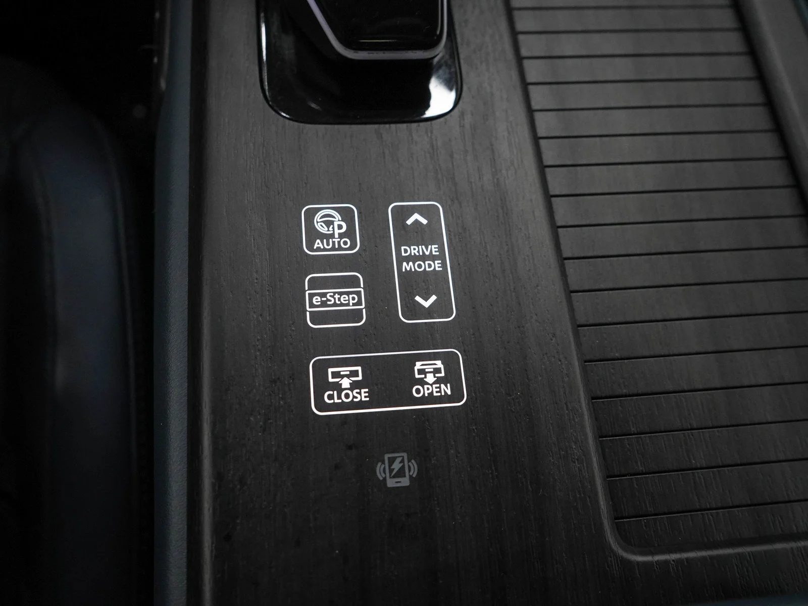 Used 2023 Black Diamond Pearl Nissan PLATINUM+ image 24