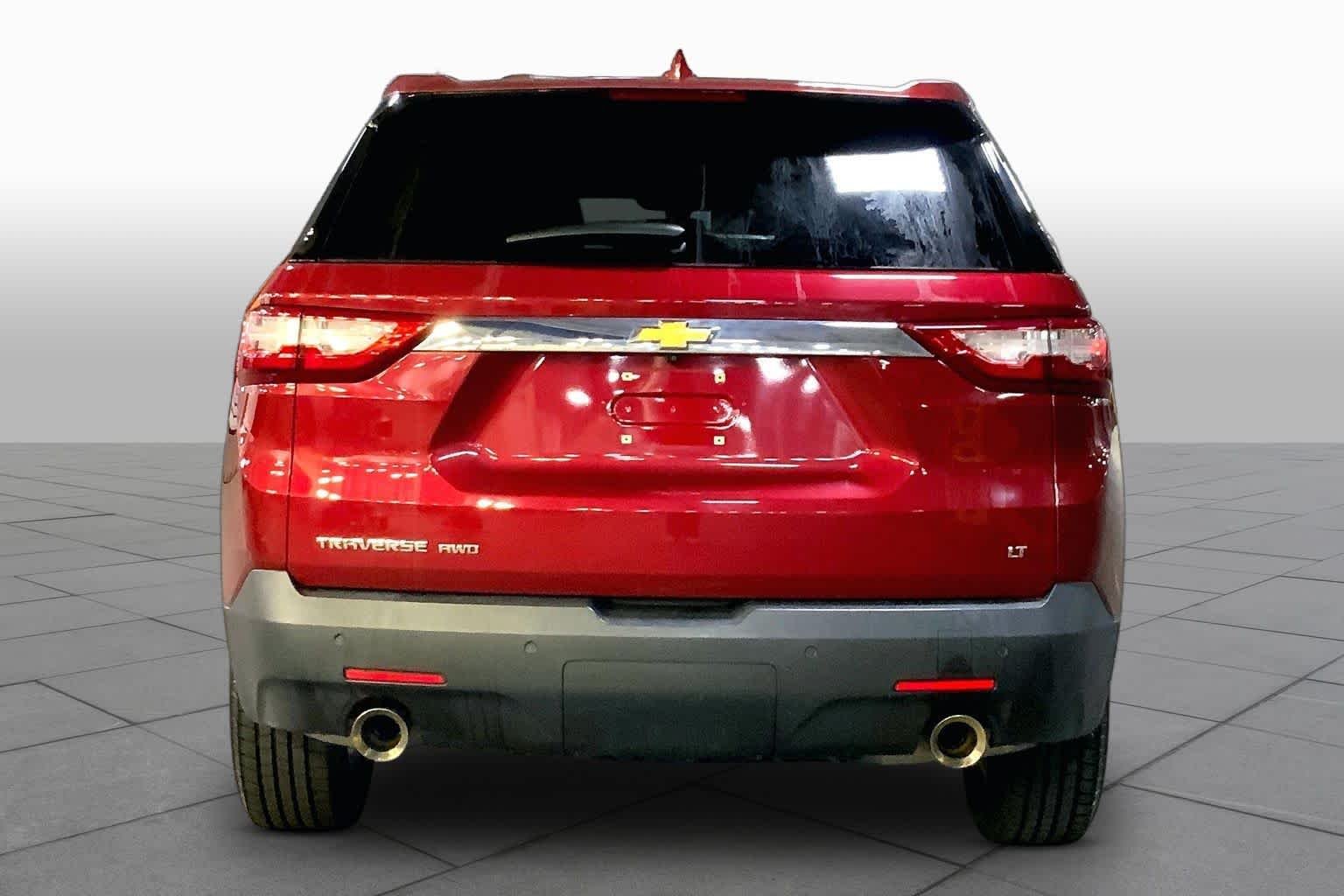 Used 2018 Cajun Red Tintcoat Chevrolet LT Cloth image 5