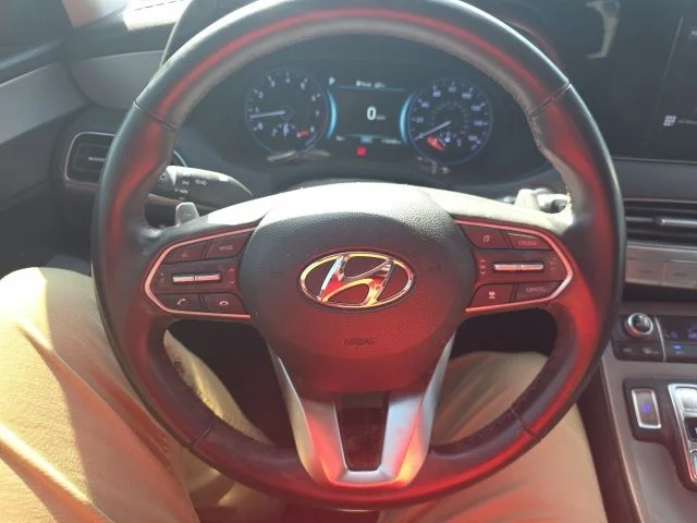Used 2021 Black Hyundai SEL image 16
