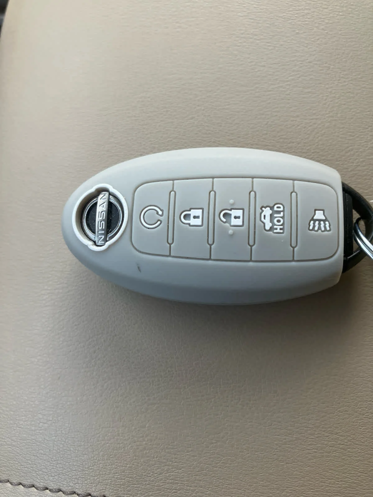 Used 2024 Aspen White Tricoat Nissan Platinum image 34