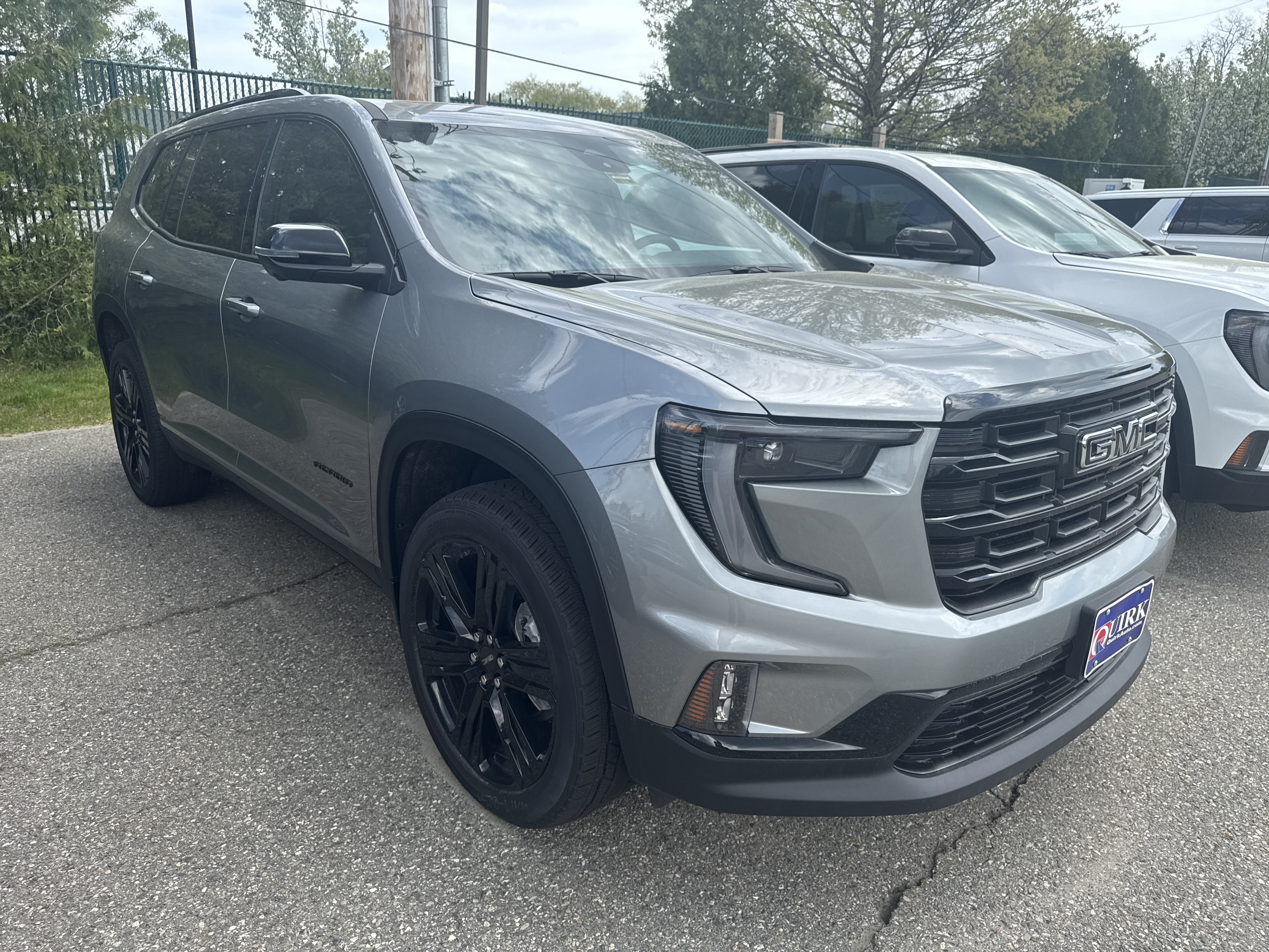 2026 GMC Acadia Elevation - Photo 2