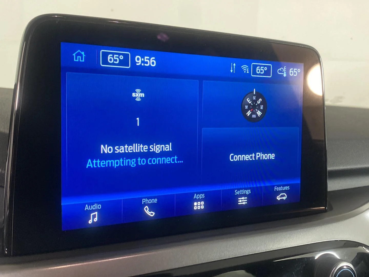 Used 2023 Cinnabar Red Ford Active image 3