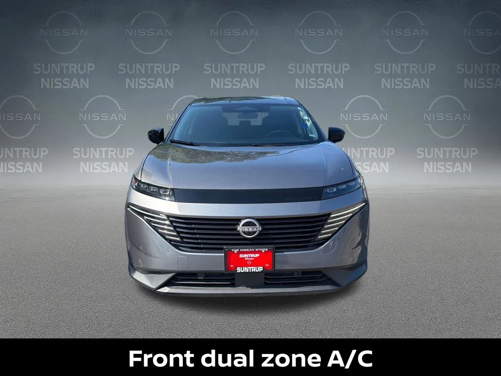 Used 2025 Gray Nissan SV image 10