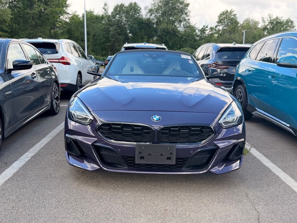 Used 2026 Thundernight Metallic BMW sDrive M40i image 2