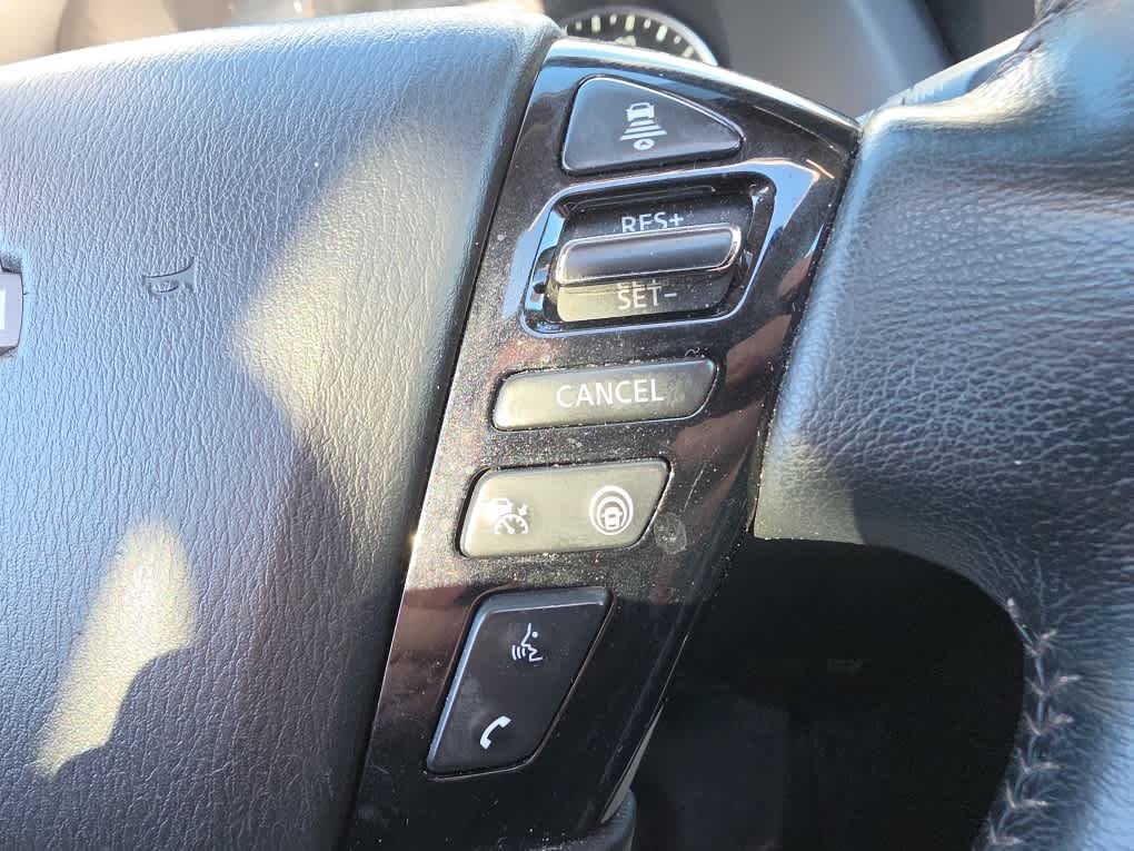 Used 2021 Aspen White Tricoat Nissan SL image 32